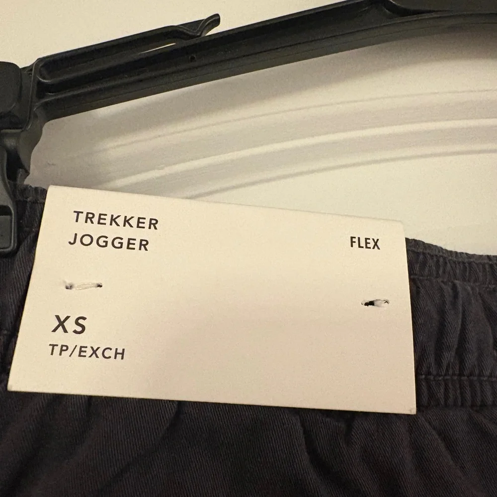American Eagle Men's Black TREKKER JOGGER FLEX pants size xs - Picture 3 of 10